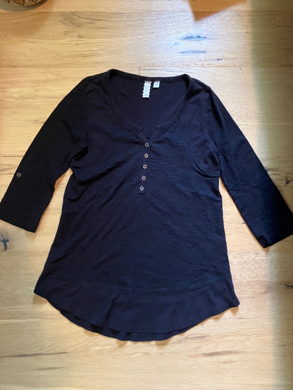 Eloise Black Burnout Knit Henley Ruffle Hem Top XS